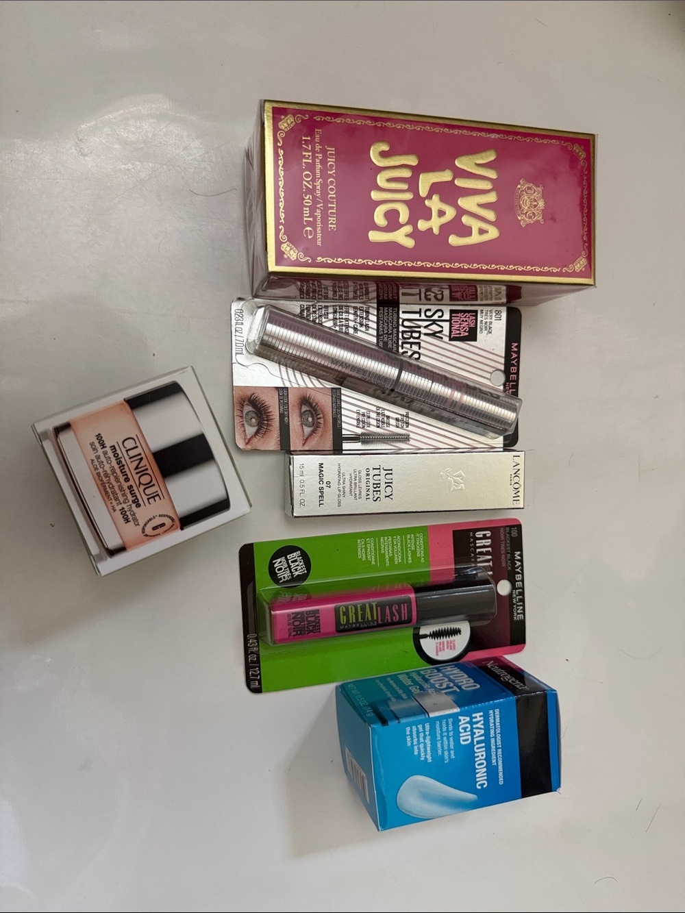 bNWT - 6 piece beauty bundle